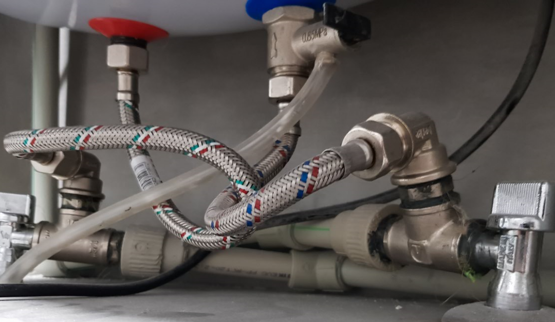 How to Detect a Water Heater Leak from the Bottom